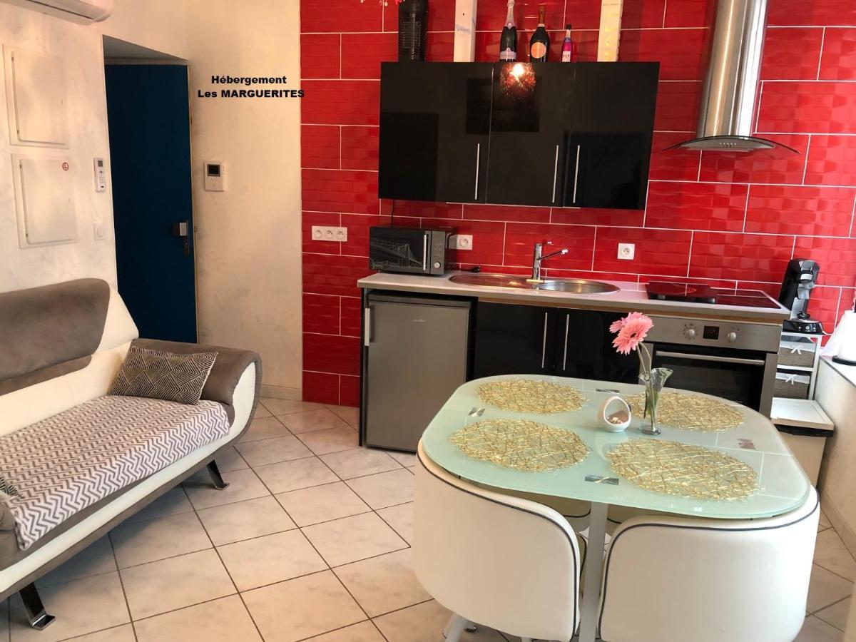 Ferienwohnung La Petalerie Épernay Exterior foto